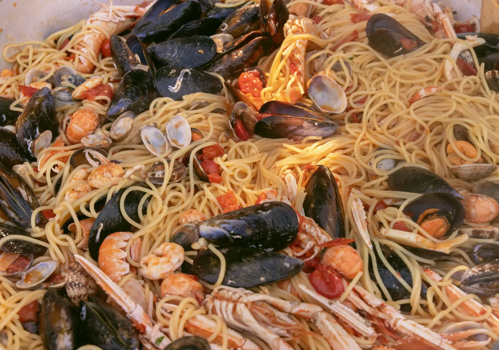 Pasta allo scoglio con frutti di mare